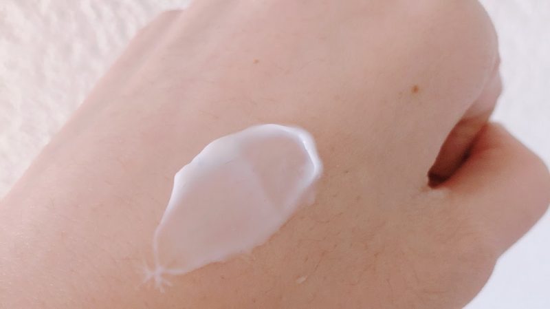 含A 醇护肤必备精华